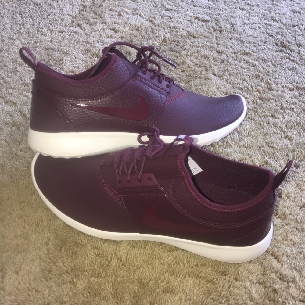 Nike Juevante Size 12 - Picture 2 of 4